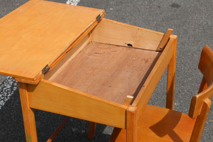 Child desk and Chair model Baumann