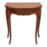 Half-moon game table