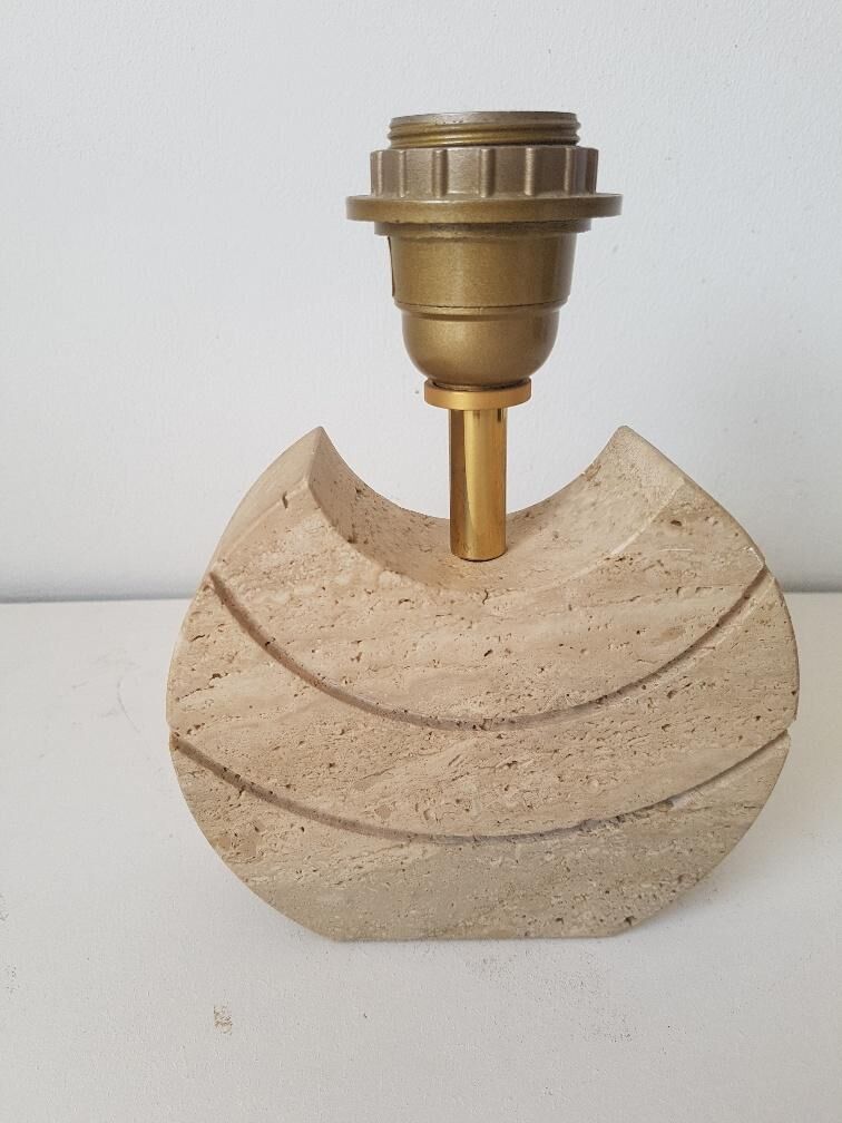 Lamp in travertine 70s