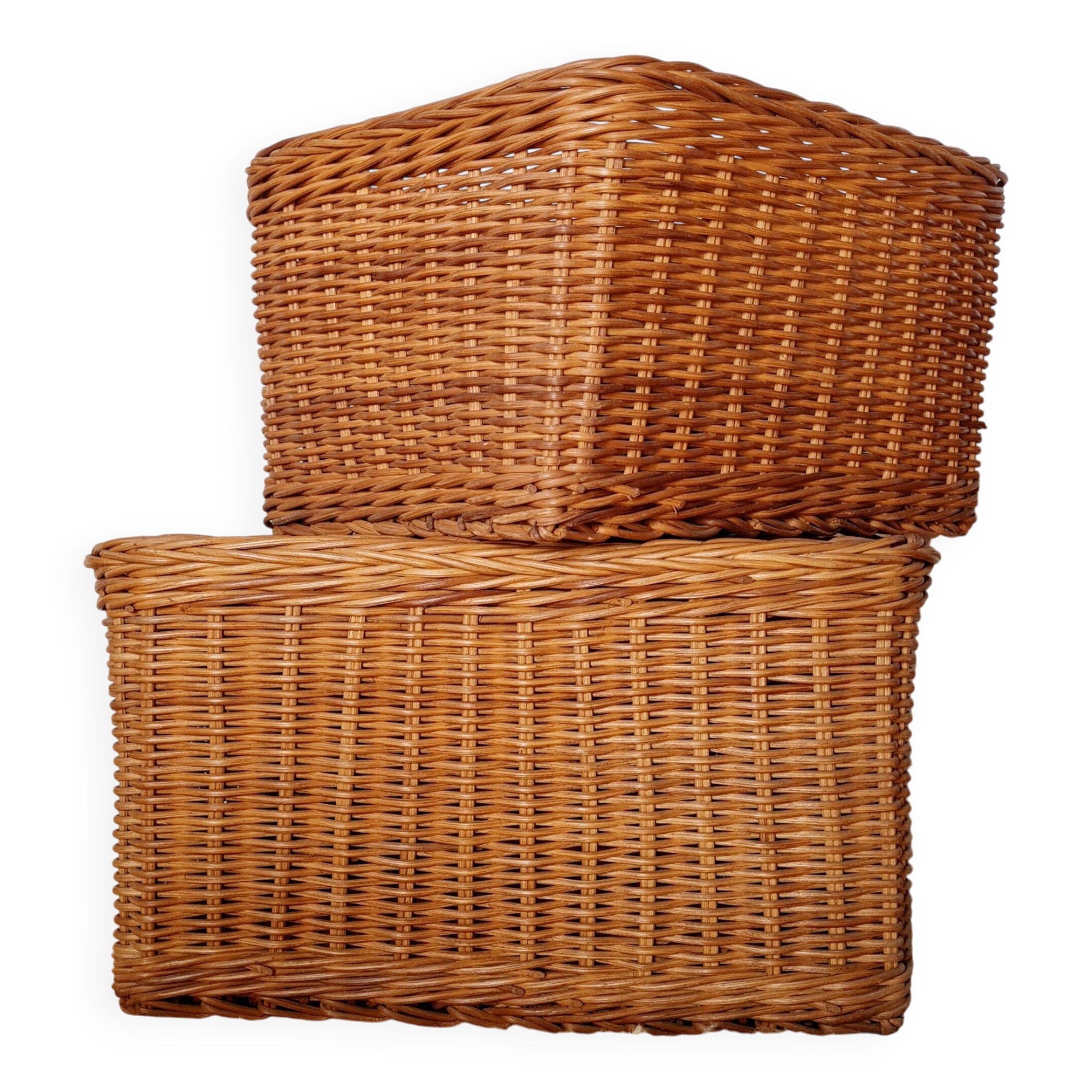 Pair of wicker baskets - planters