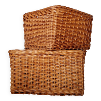Pair of wicker baskets - planters