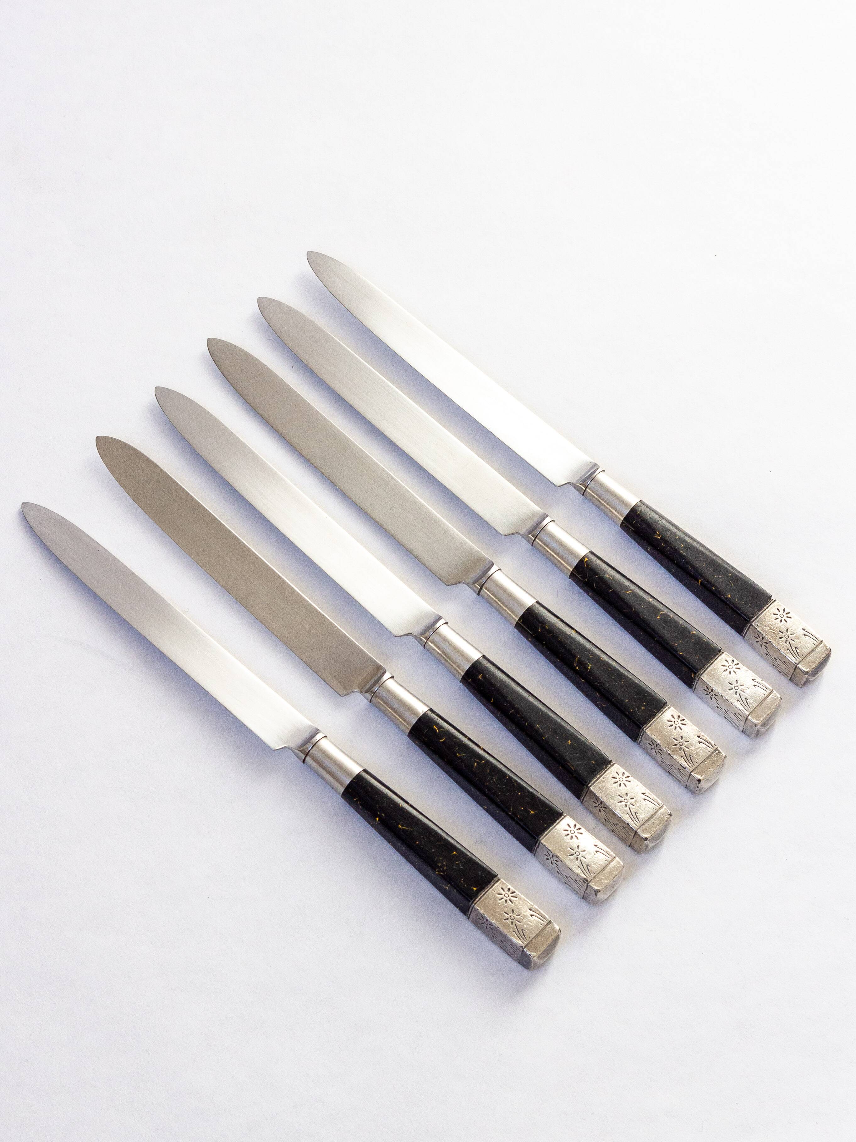 Set of six dessert or cheese knives – Maison Henri Lamouroux