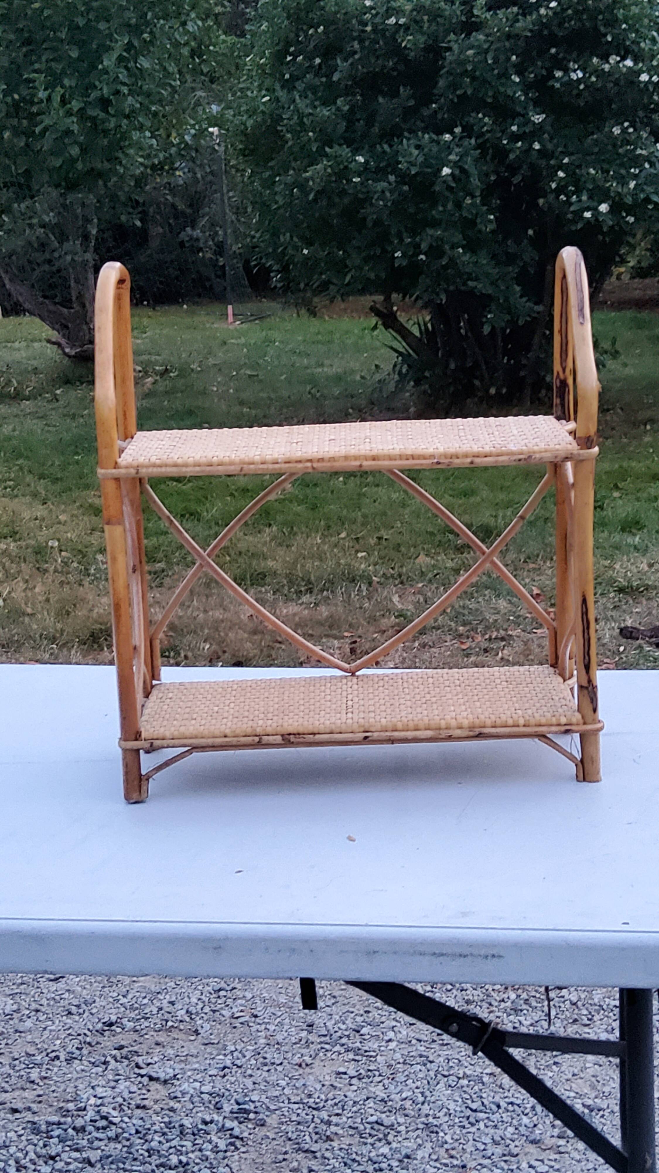 Double wall shelf in bamboo and rattan from the 70s