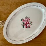 Vintage delight with a floral pattern