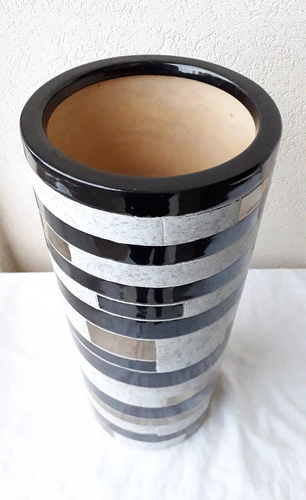 Ceramic vase