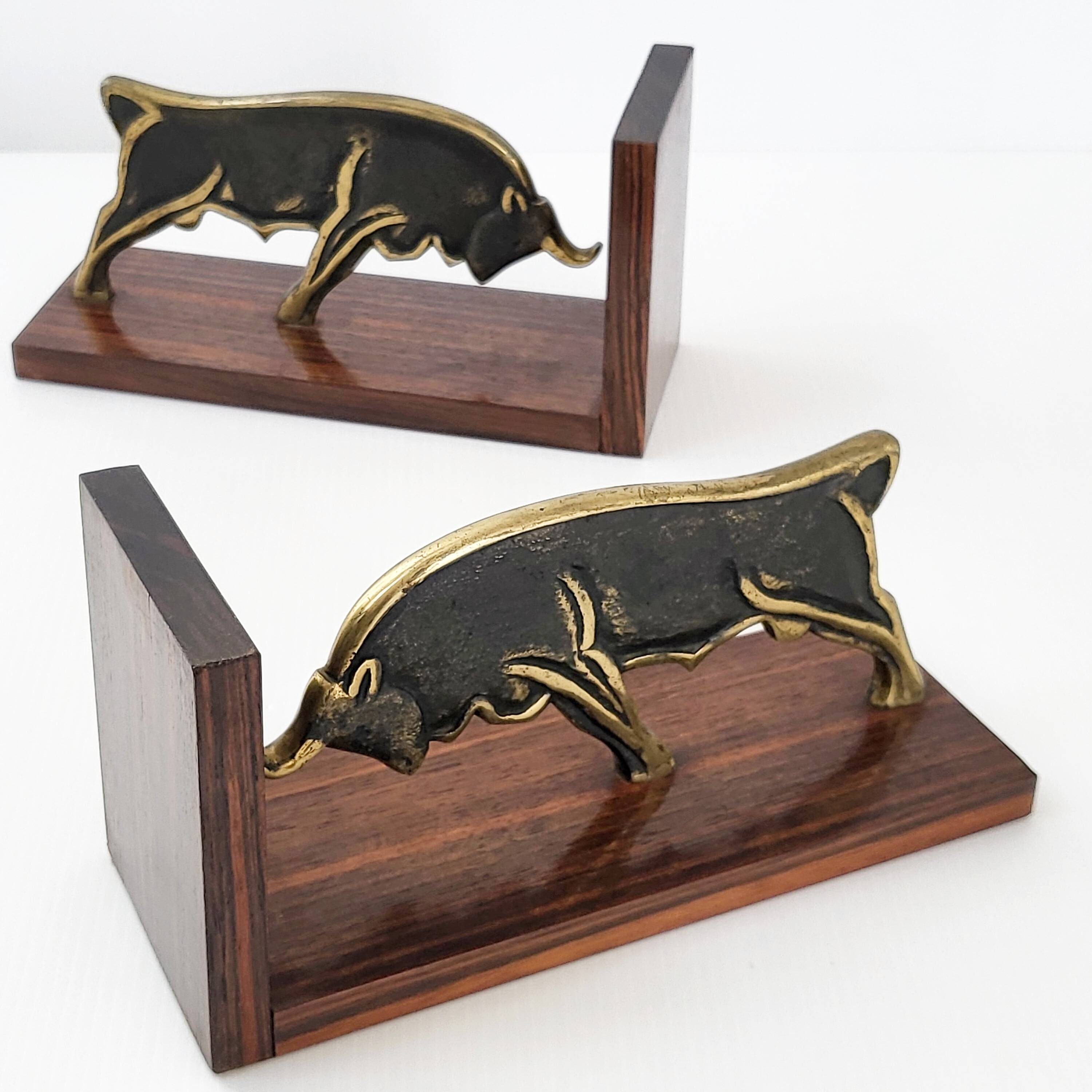 Pair of vintage bulls bookends 1960
