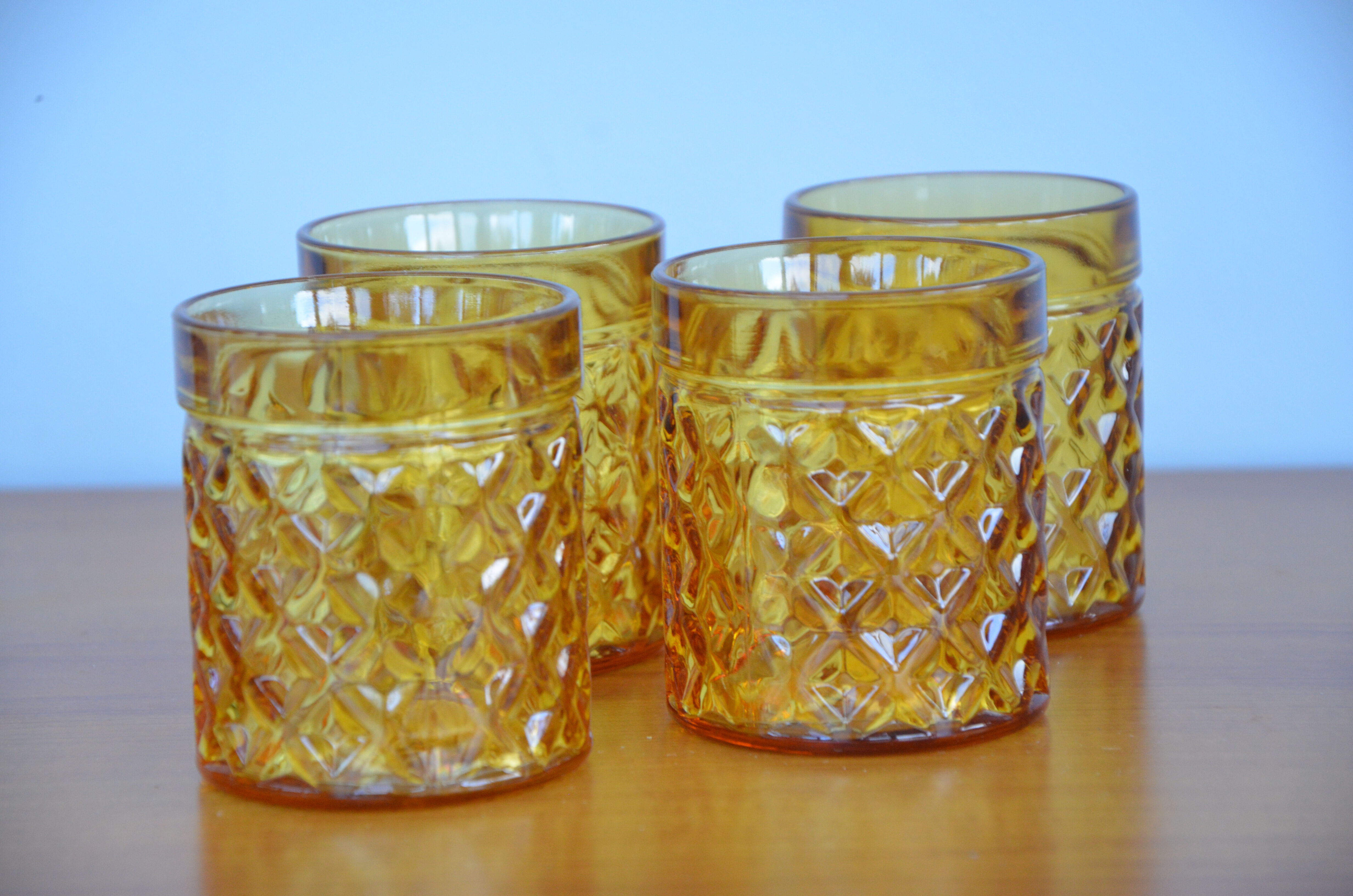 Set of 4 Pernod amber glasses