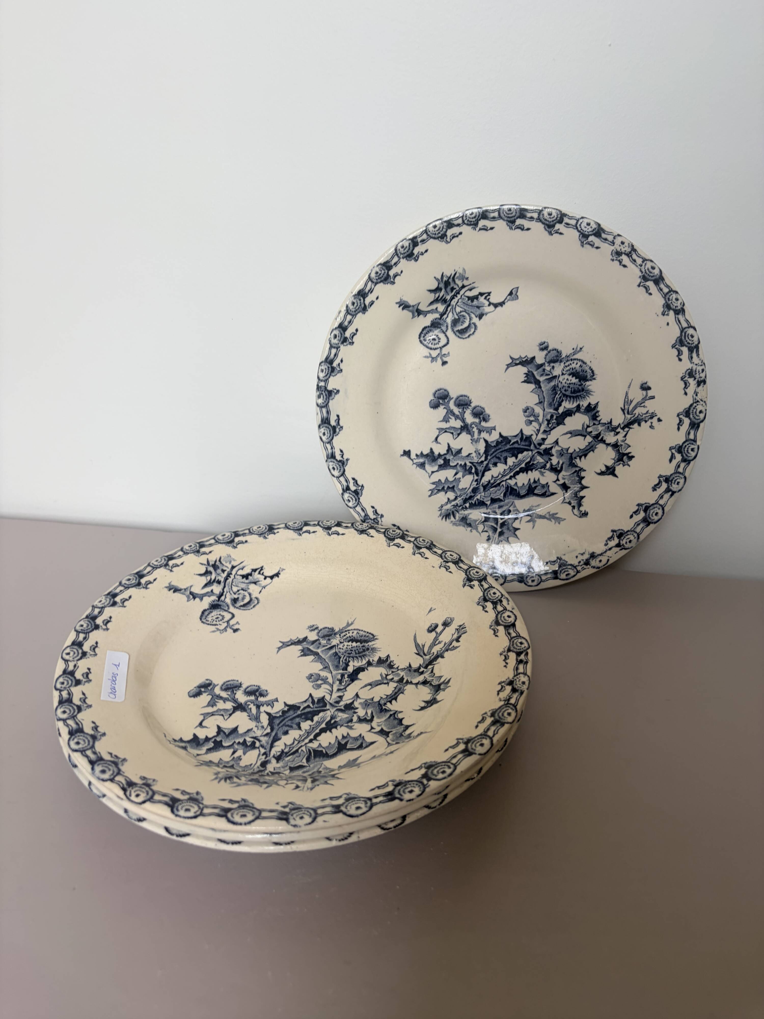 4 assiettes plates Gien Chardons 260332