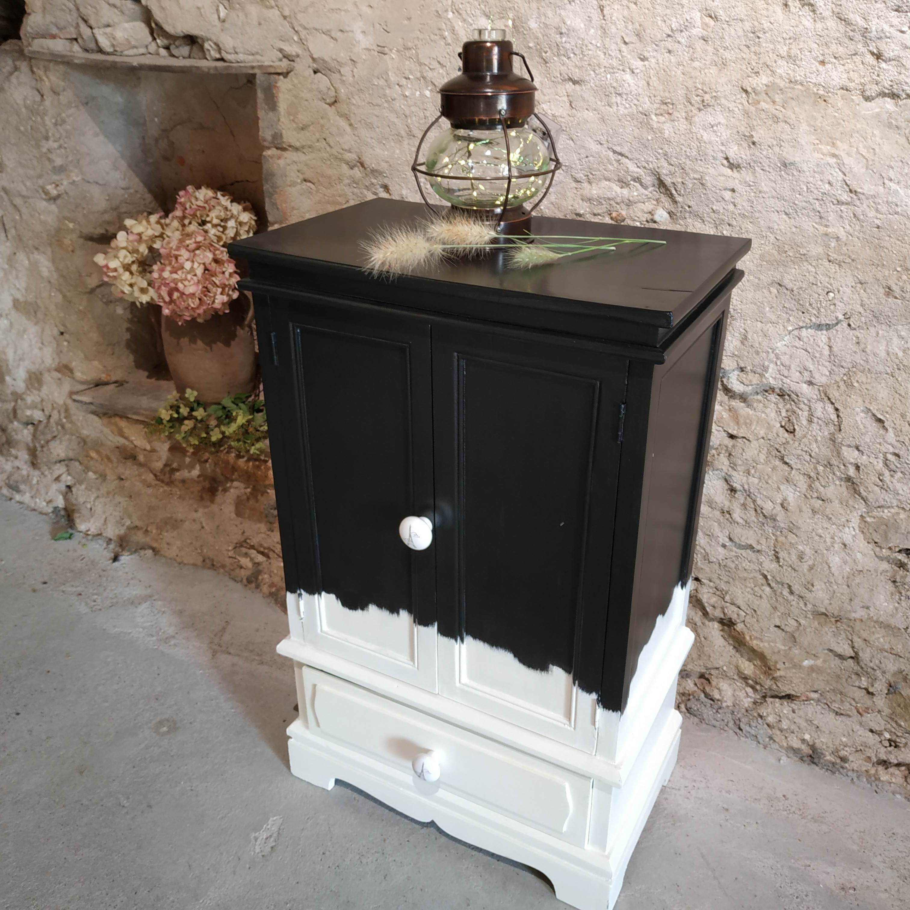 Black and white confectioner