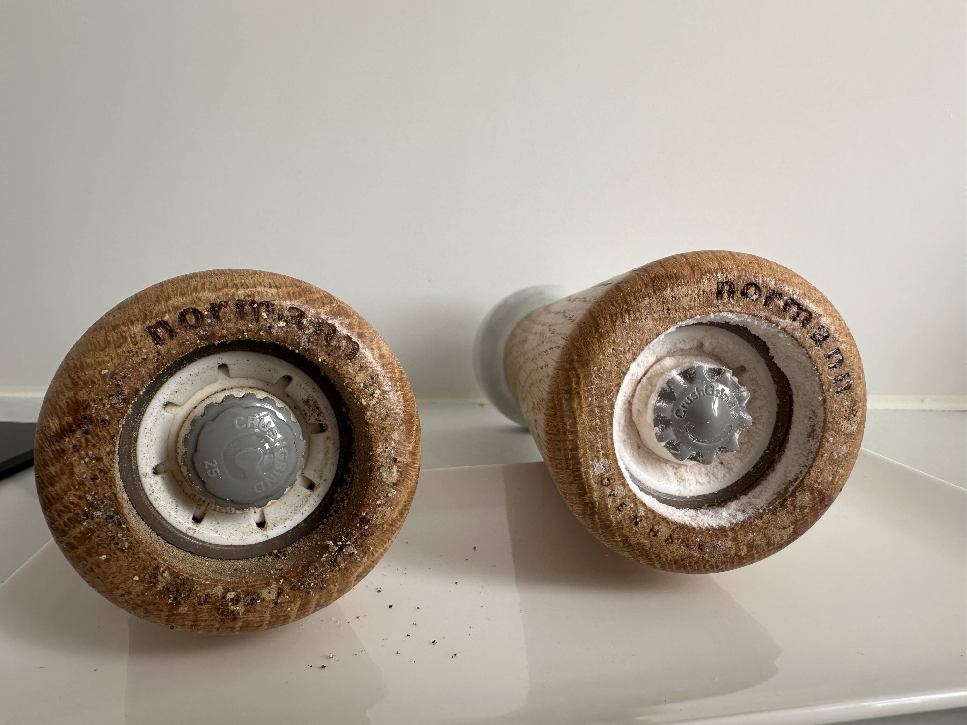 Salt and pepper shaker Normann Copenhagen