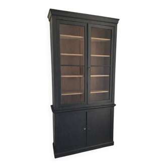 Showcase library from the 19th century