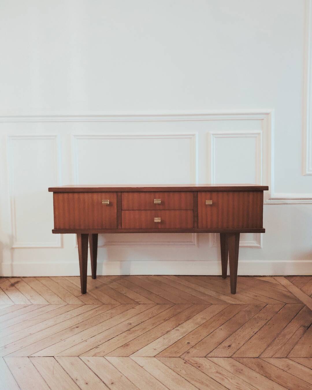 Petite enfilade/ meuble TV vintage rénové, années 50-60