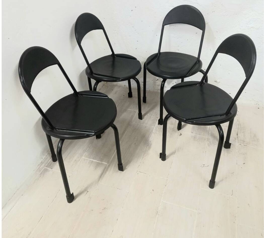 Set of 4 foldingchairs by Lucci & Orlandini