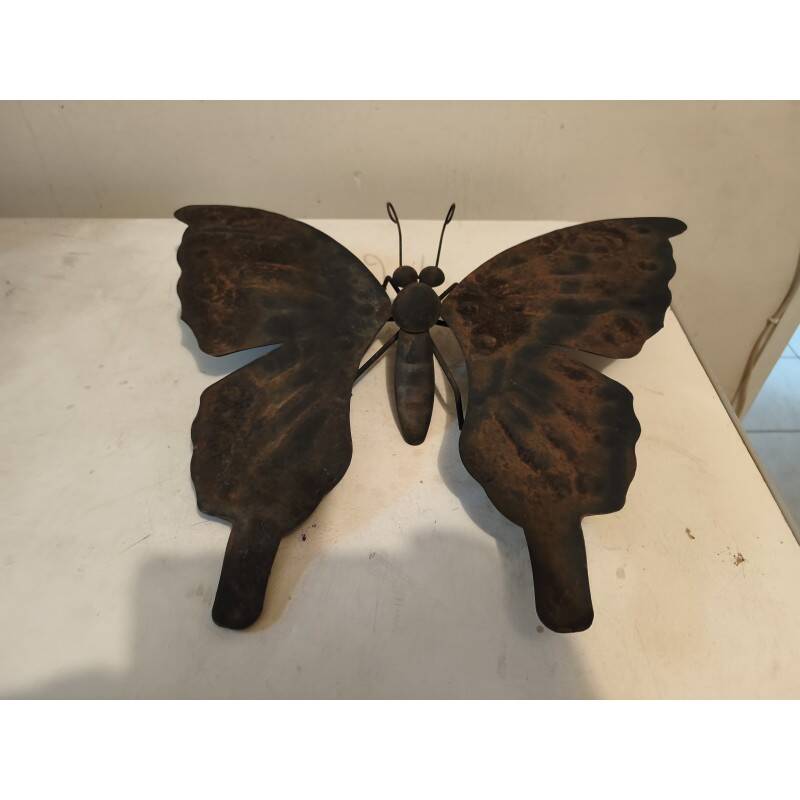 Sculpture en métal papillon