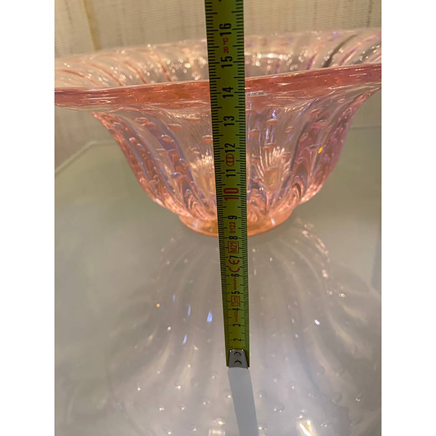 Glass Pink Vase With Gold and Bubble Air Round Shape