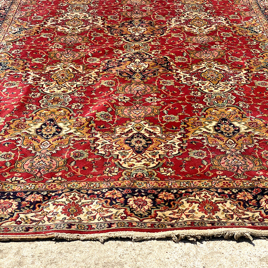 Tapis persan mécanique