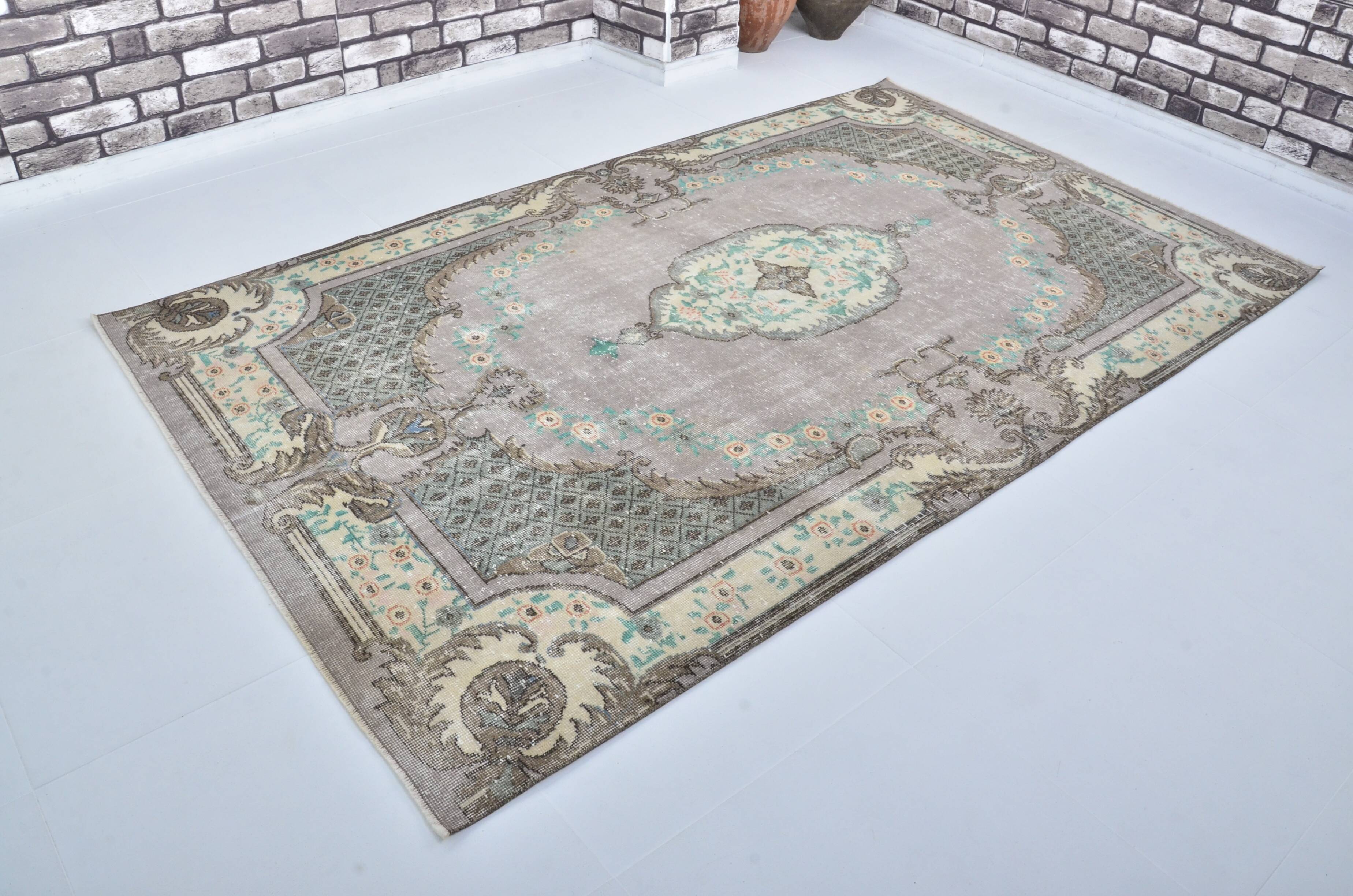 Geometric Tribal Wool Vintage Rug