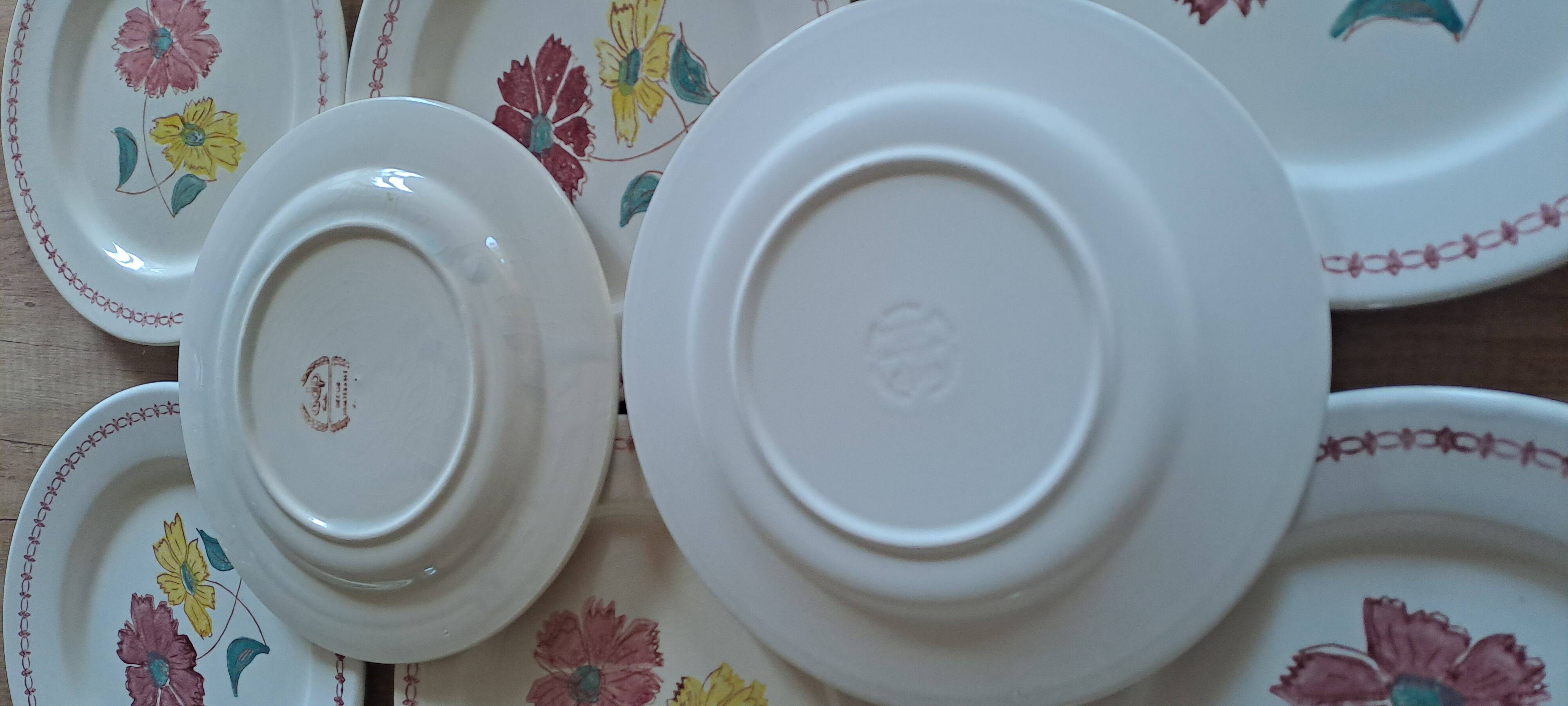 13 antique DDP France plates, 1950s-60s