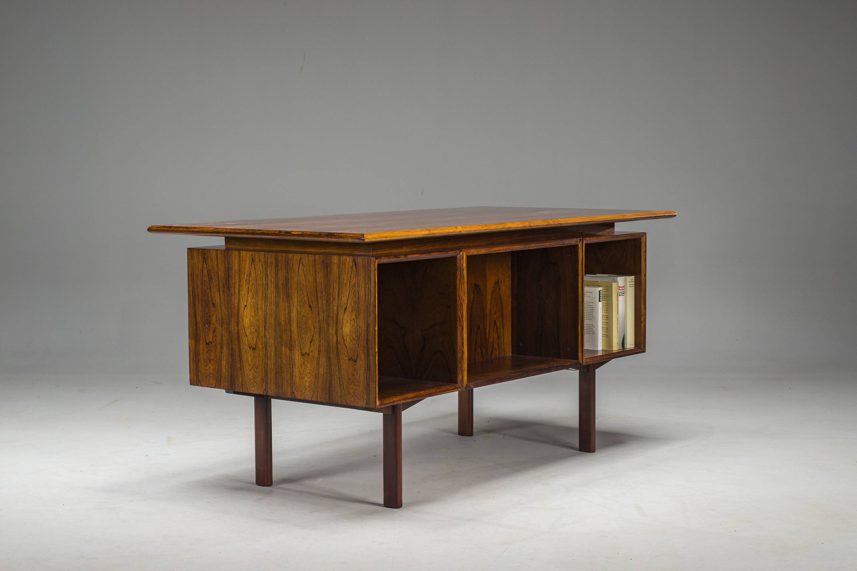 Bureau en palissandre, 1960