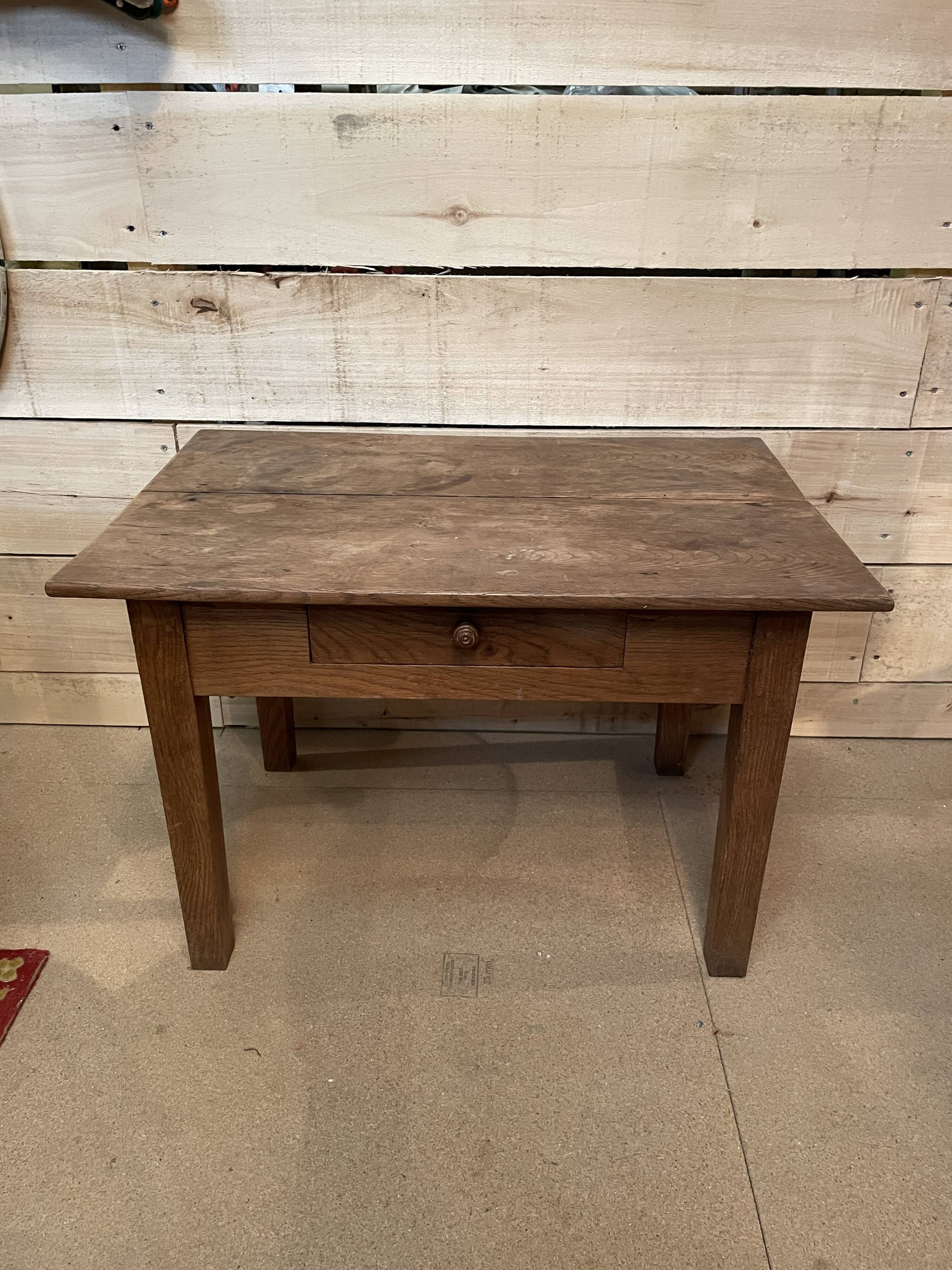 Vintage wood coffee table year 40/50