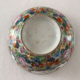 China Canton large porcelain bowl with polychrome decoration nineteenth