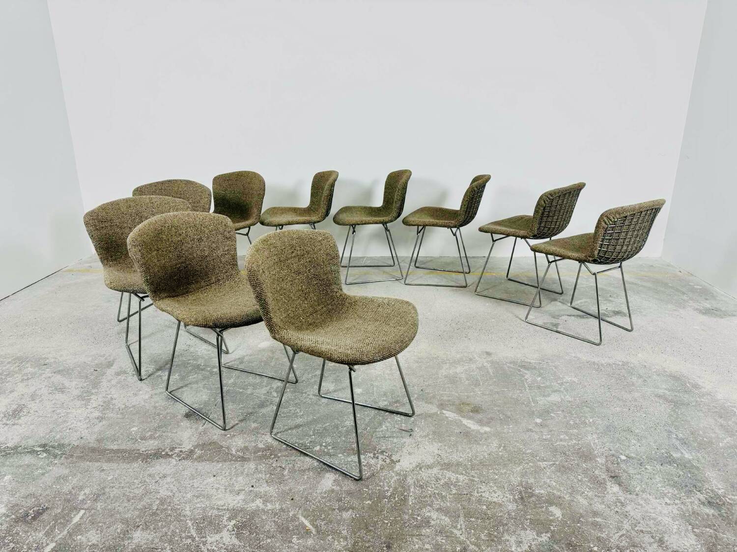 Set of 10 Wire chairs by Harry Bertoia for Knoll