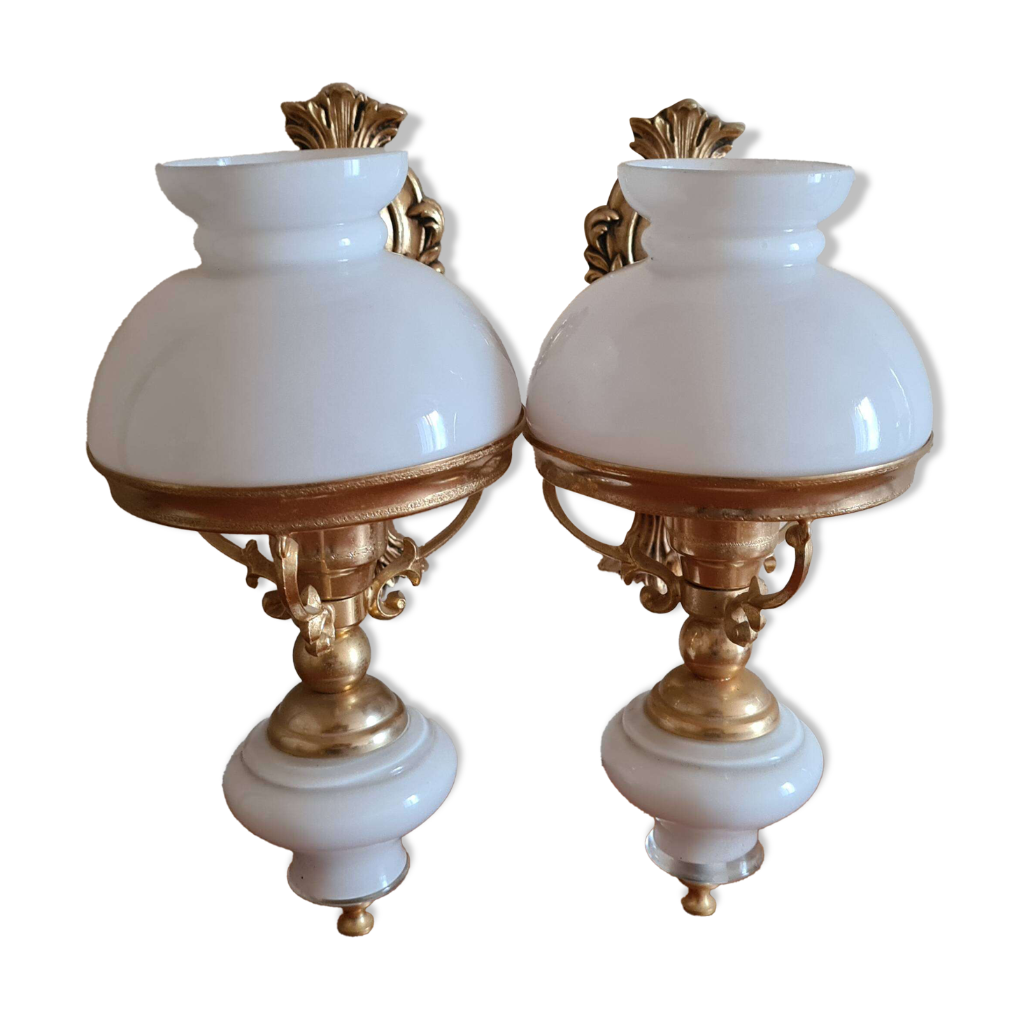 Pair of opaline and gilded brass wall lights