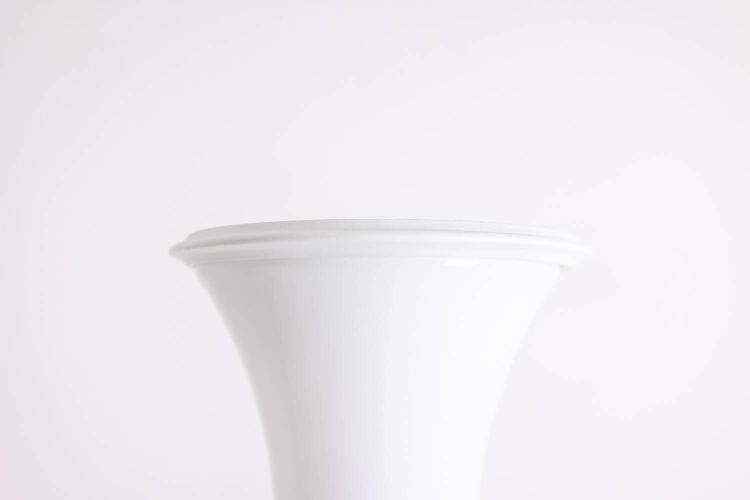 Enrico Tronconi "Bamboo" floor lamp, in white opaline glass. 1970s.