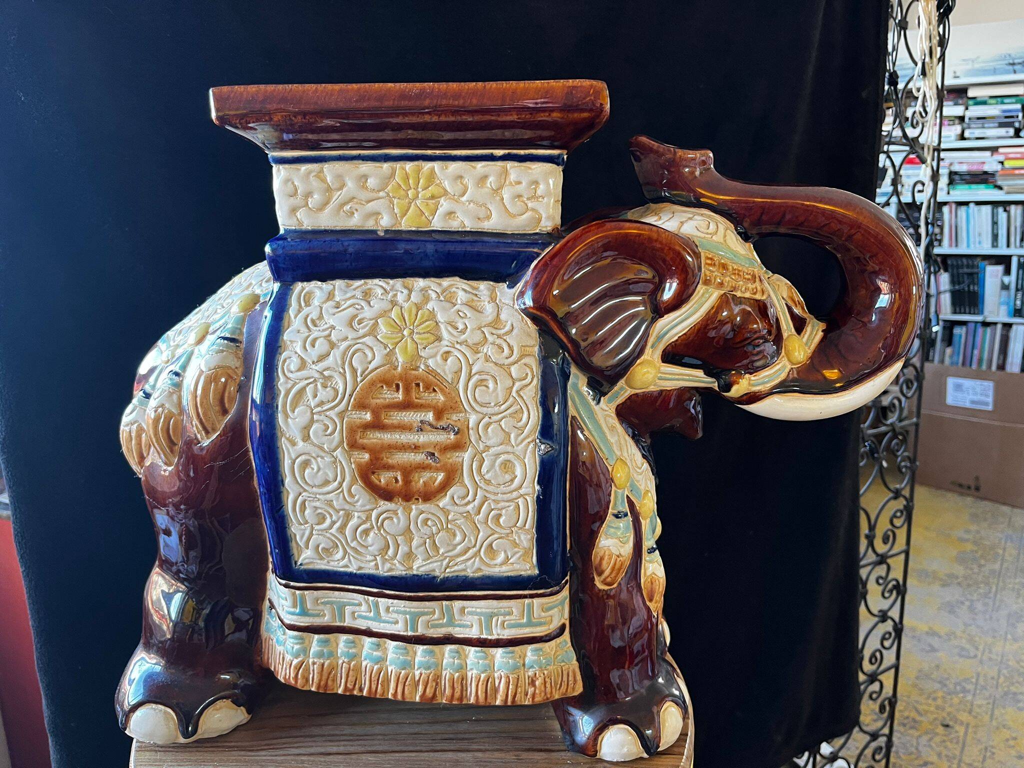 Vintage 70s xl ceramic elephant plant pot - brown