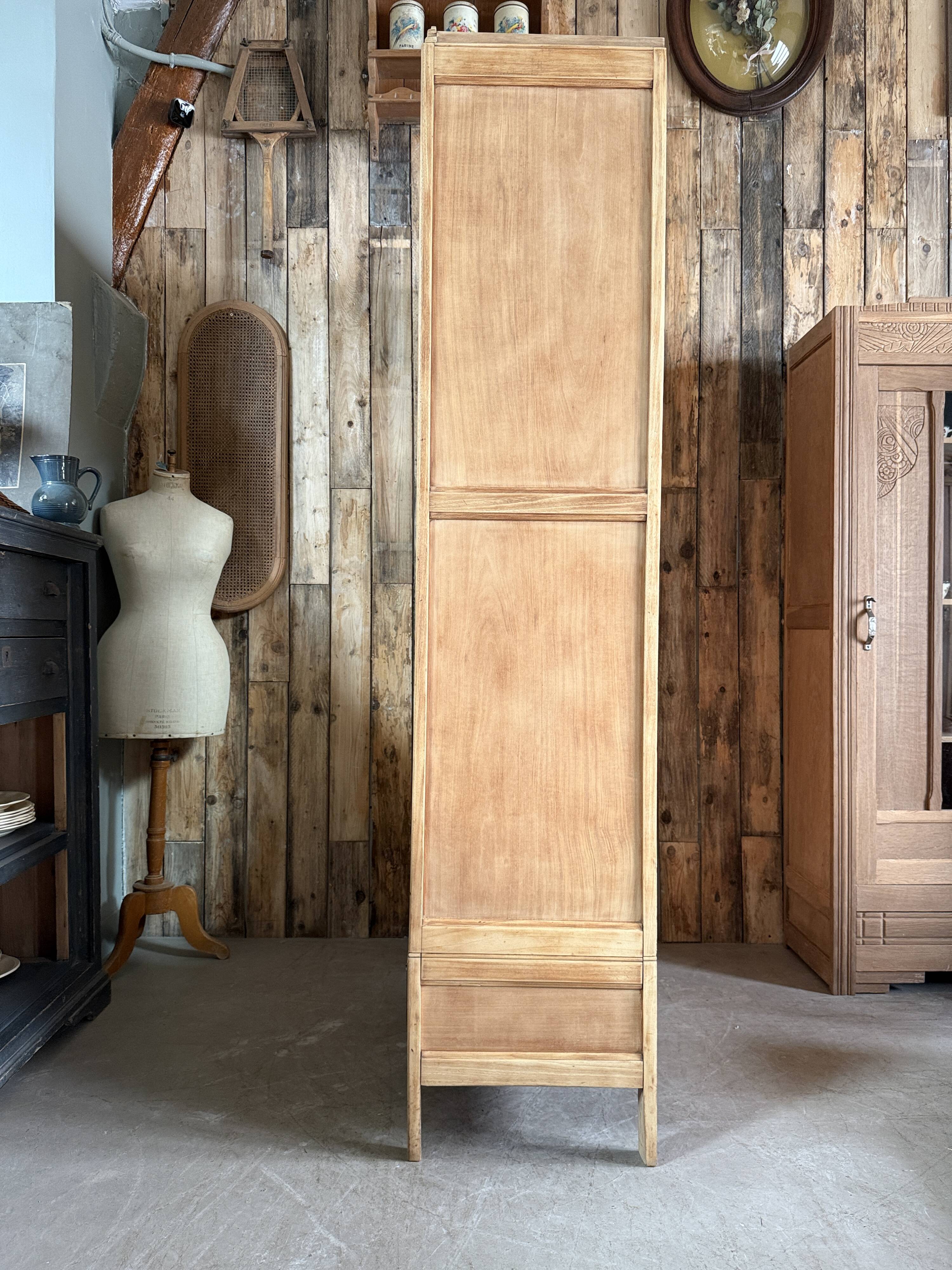 Art Deco Bonnetière (renovated)