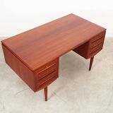 Teak desk, Danish design, 1970s, manufactured by AP Møbler Svenstrup