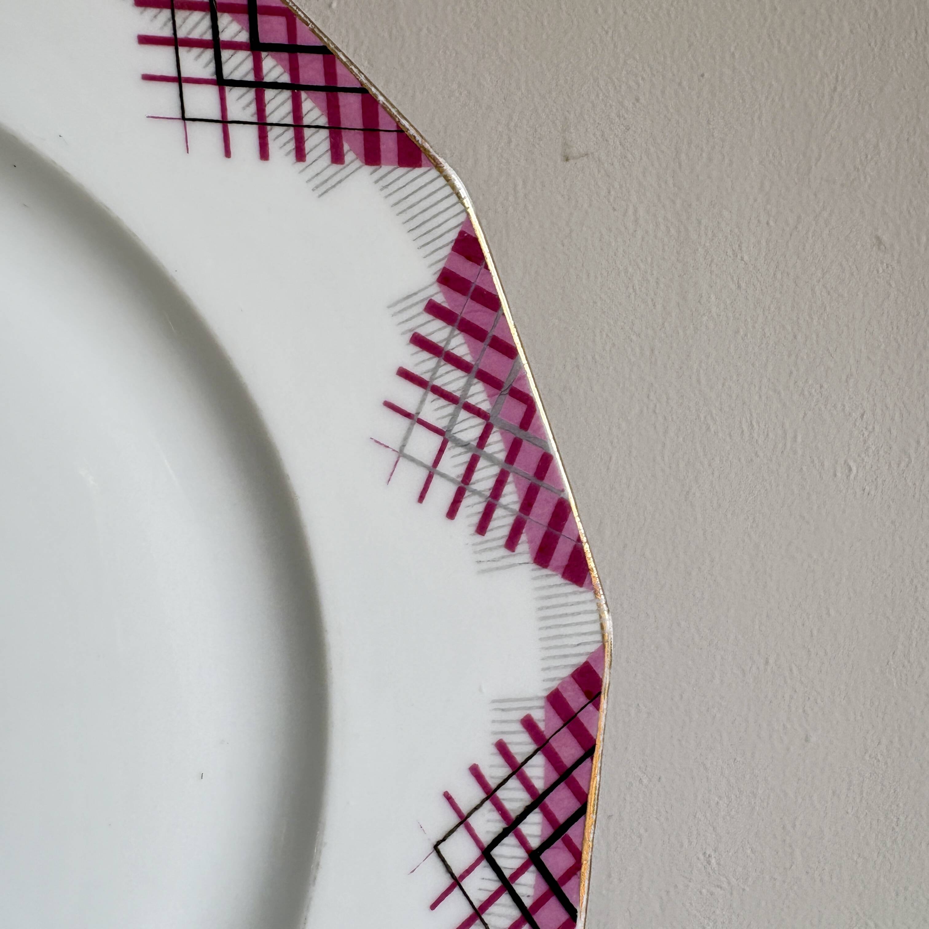 Set of 4 vintage flat plates in Limoges porcelain