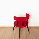 Cocktail chair in red moumoute