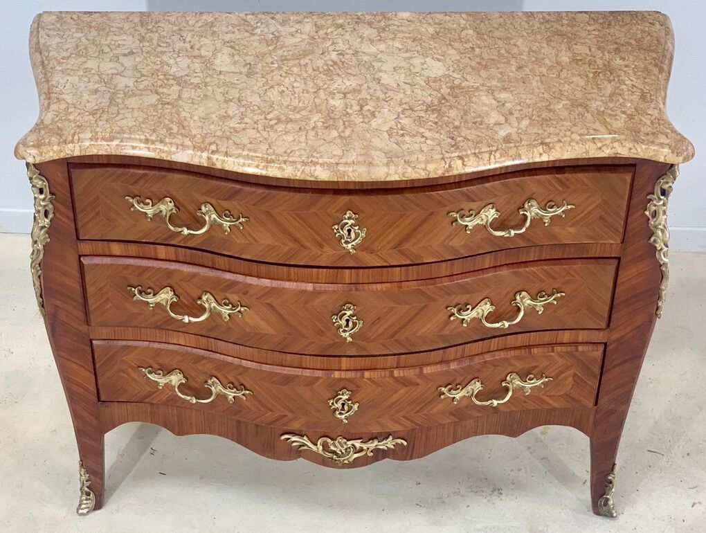 Commode style Louis XV bois de rose