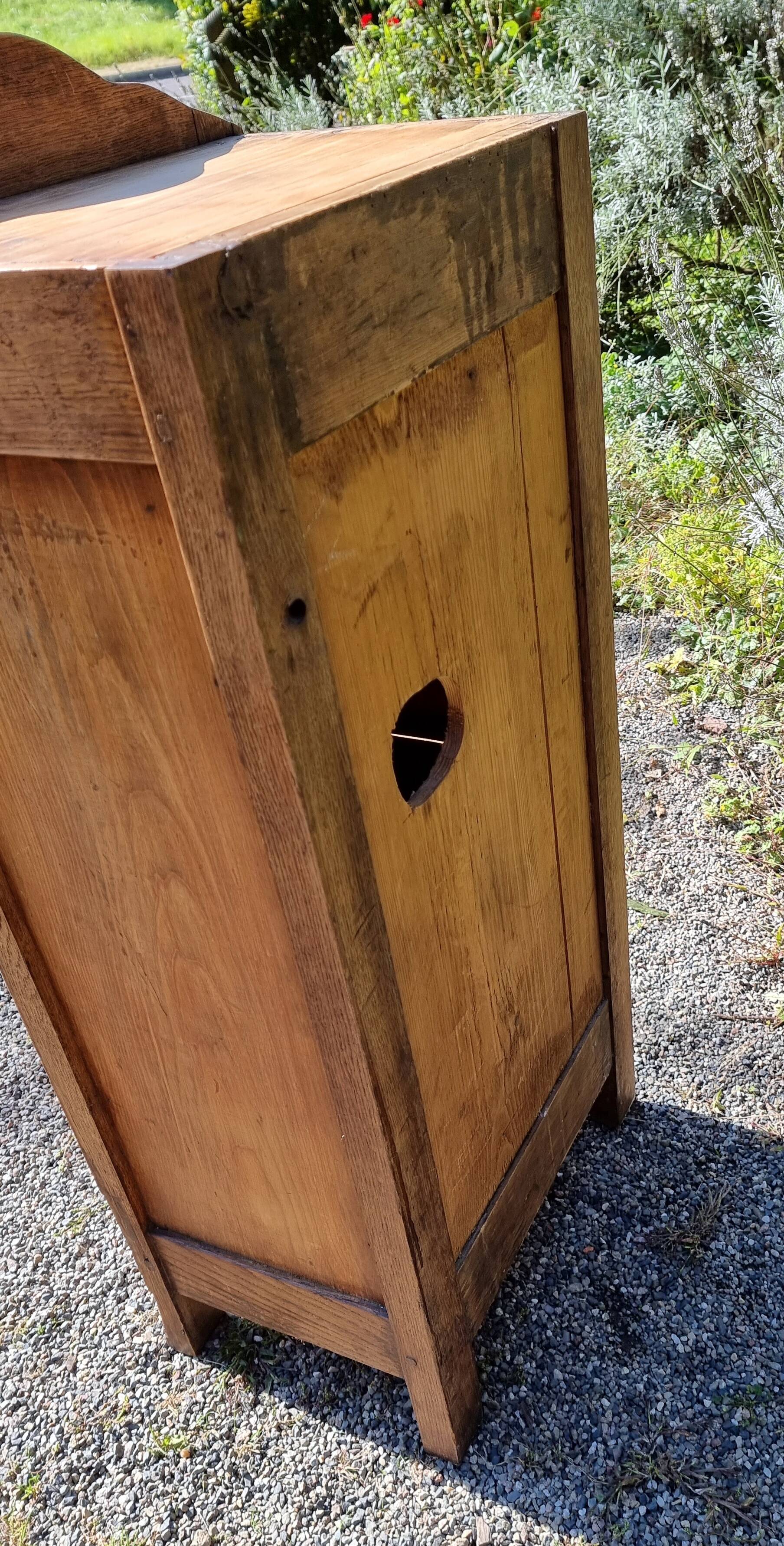 Small piece of furniture with 1 door, old oak jam cupboard