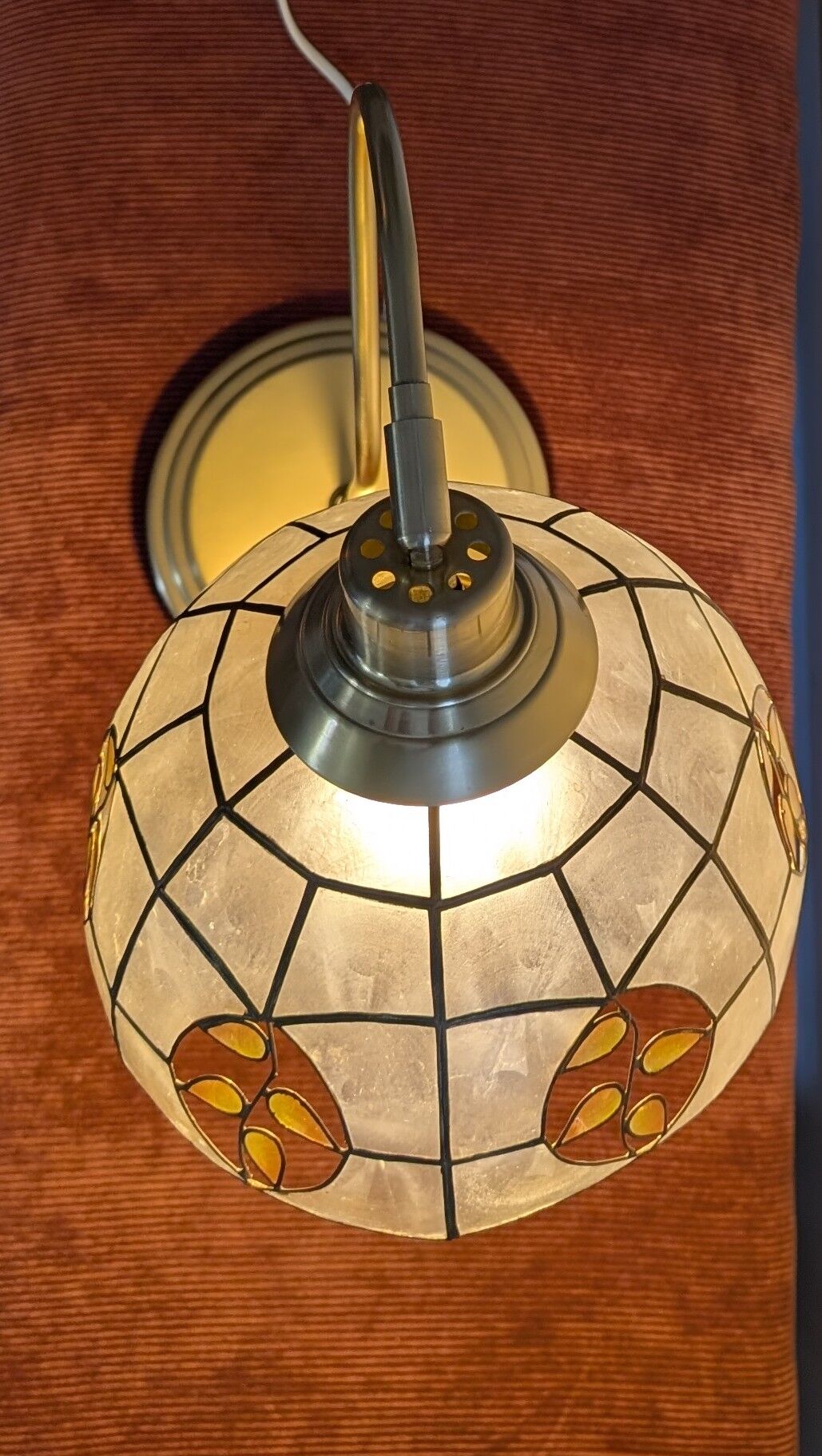 Swan neck lamp. Brass lampshade with mother-of-pearl leaf patterns.