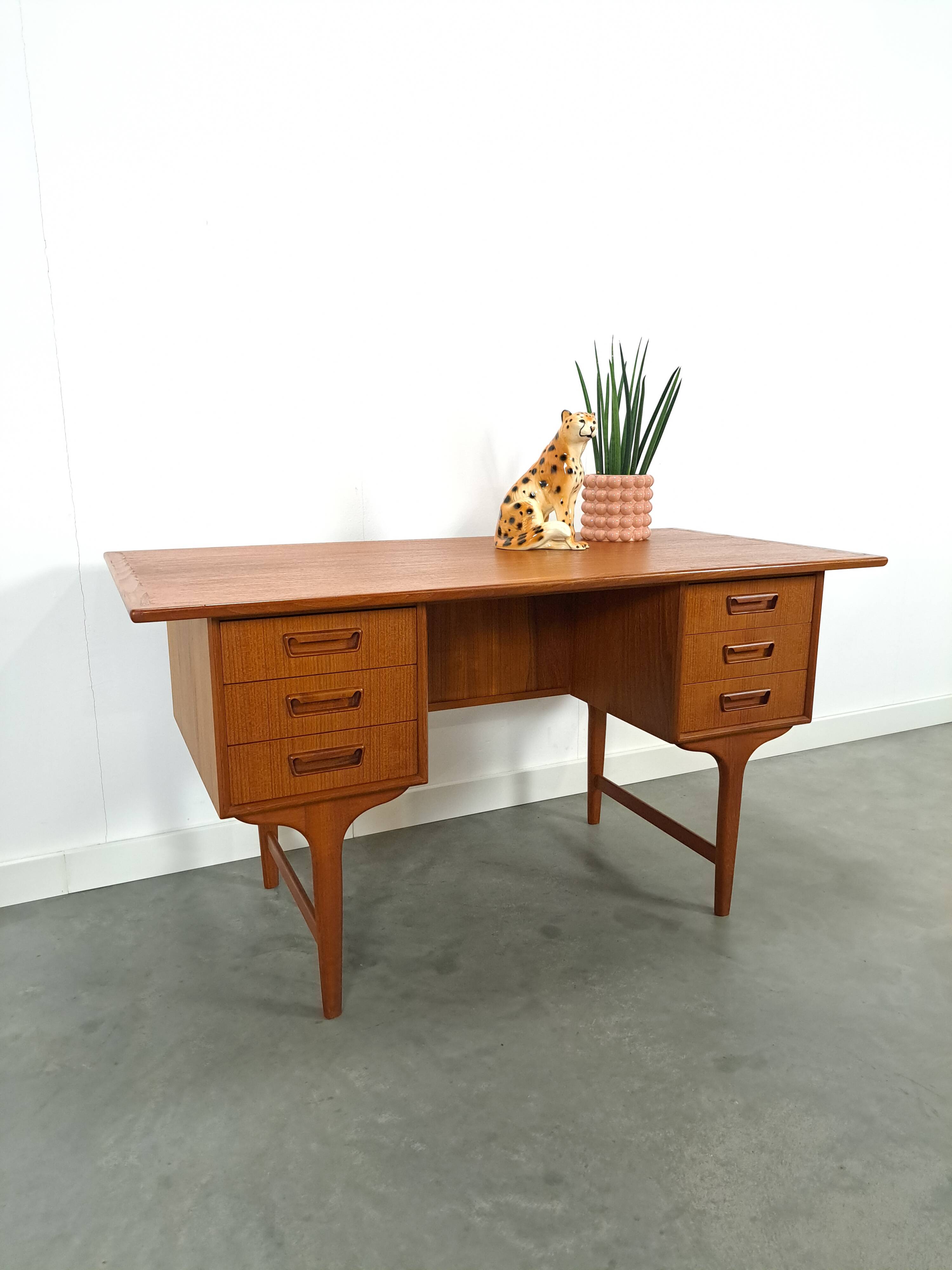 Deens design teak bureau Gunnar Nielsen Tibergaard