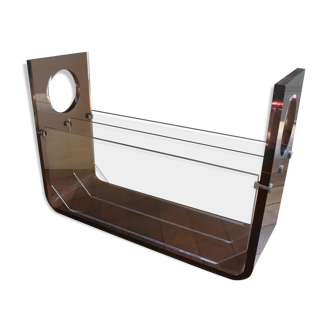 Plexiglass magazine rack