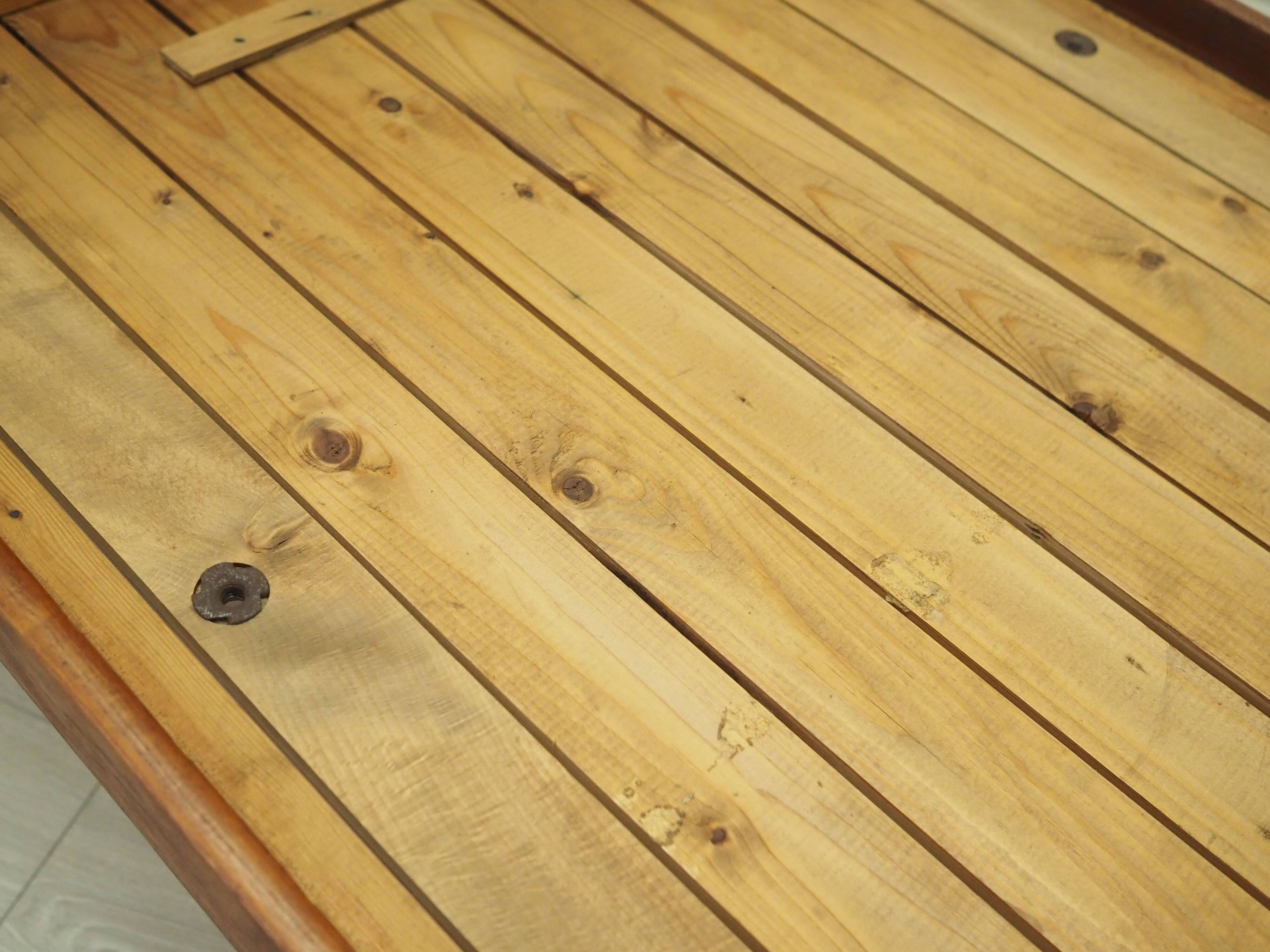 Lit en teck, design danois, années 1970, fabriqué au Danemark