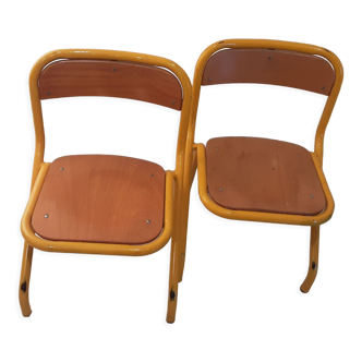 Chaises d’écolier