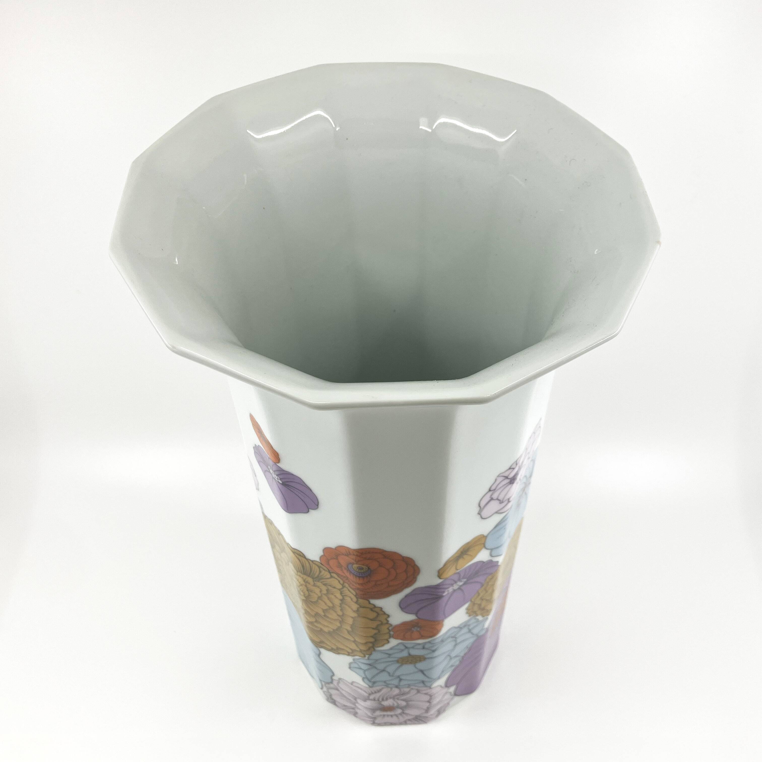 Large porcelain vase • Rosenthal • Tapio Wirkkala • Germany 1979