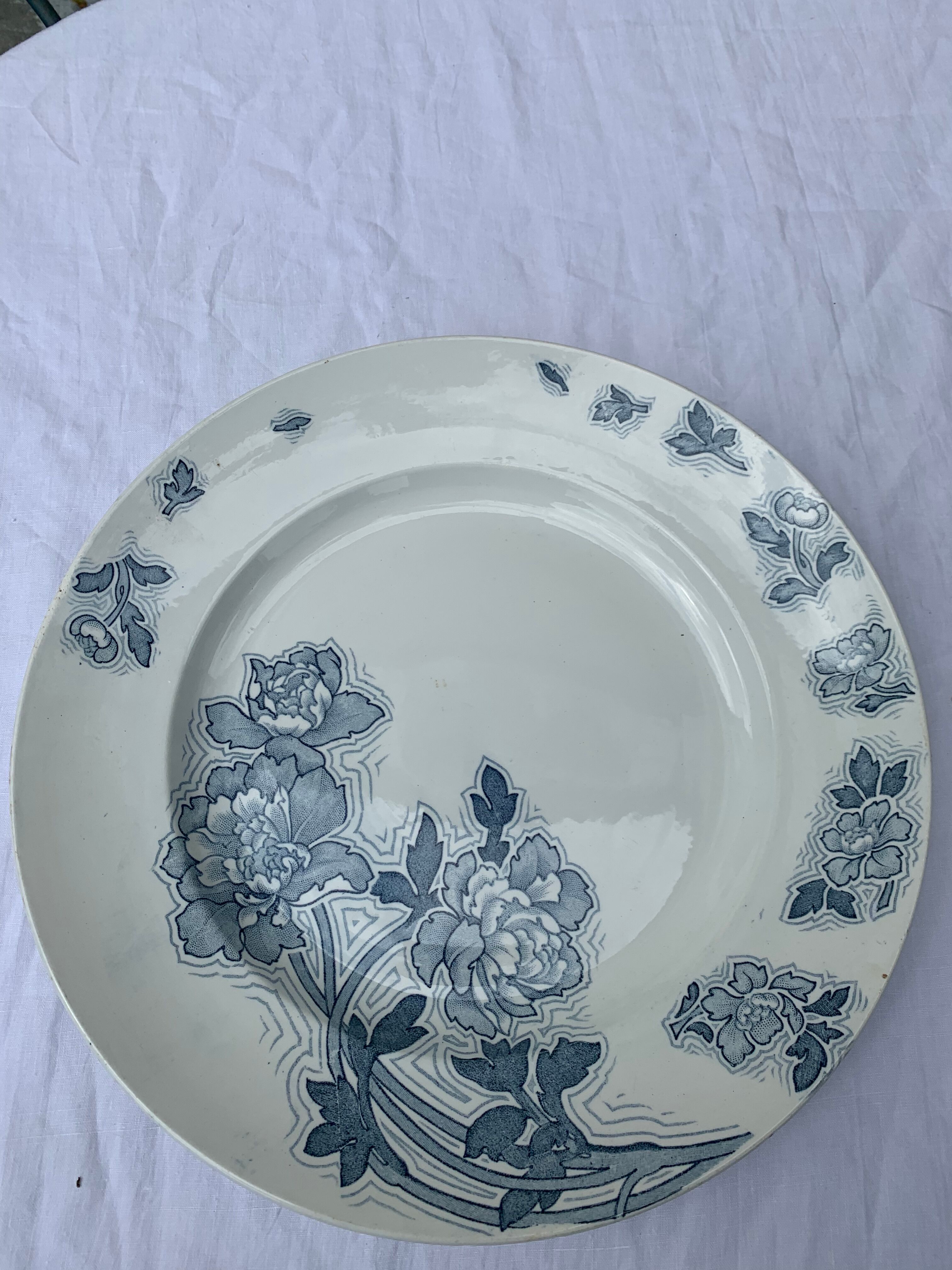 Cake dish, blue floral pattern, k & g luneville model Floreal, vintage and collector