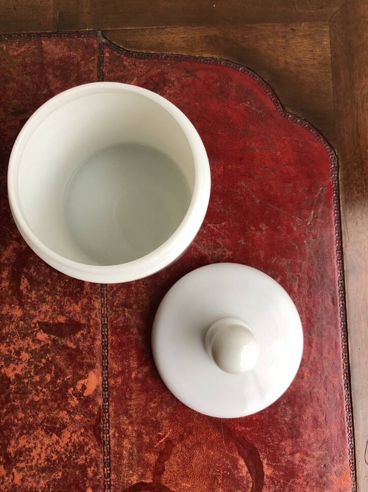 Opaline tobacco pot with gold decoration