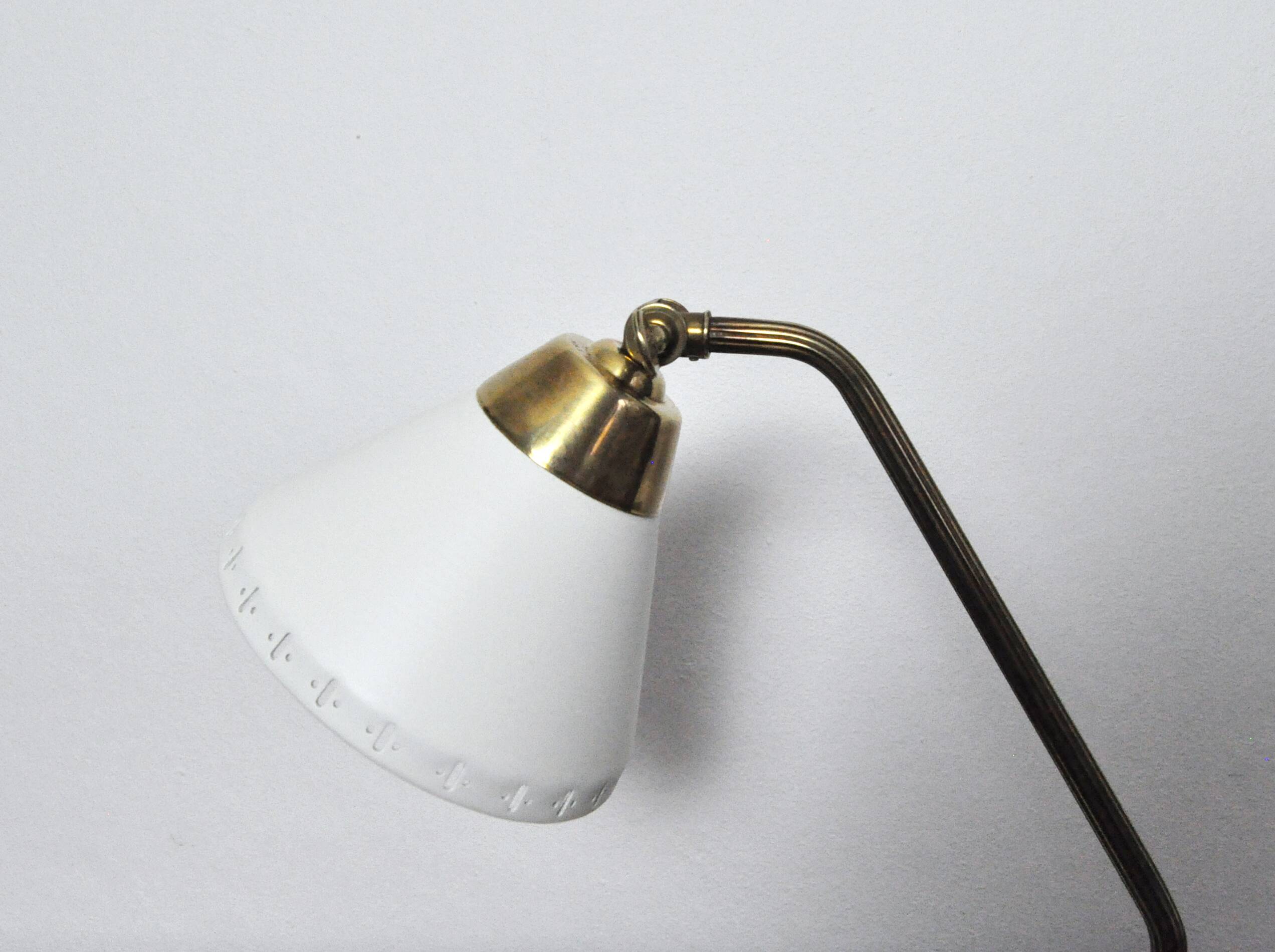 Swedish Table Lamp in Brass and White Metal, EWÅ Värnamo, 1950s