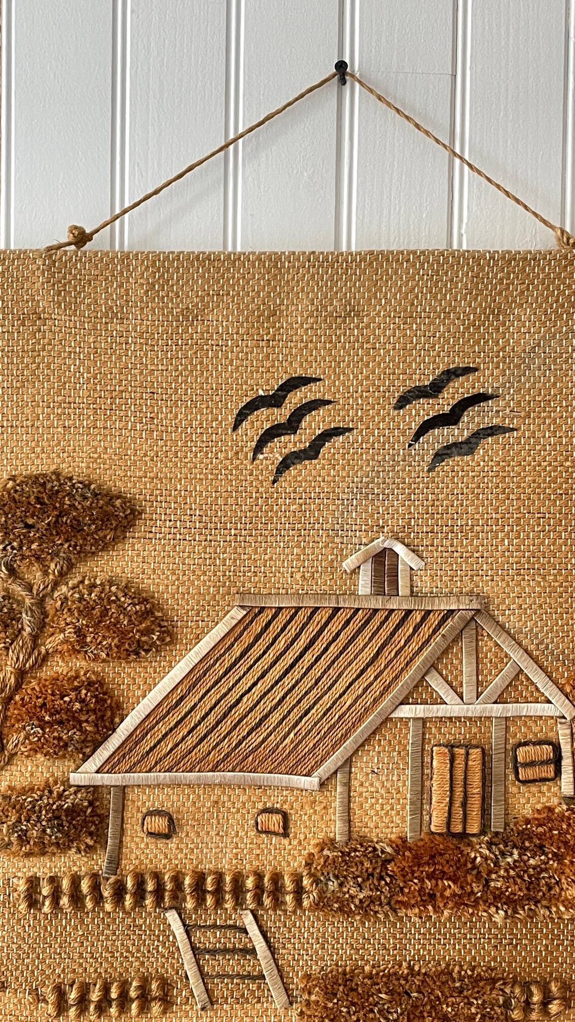 Decorative jute tapestry from the 1970s