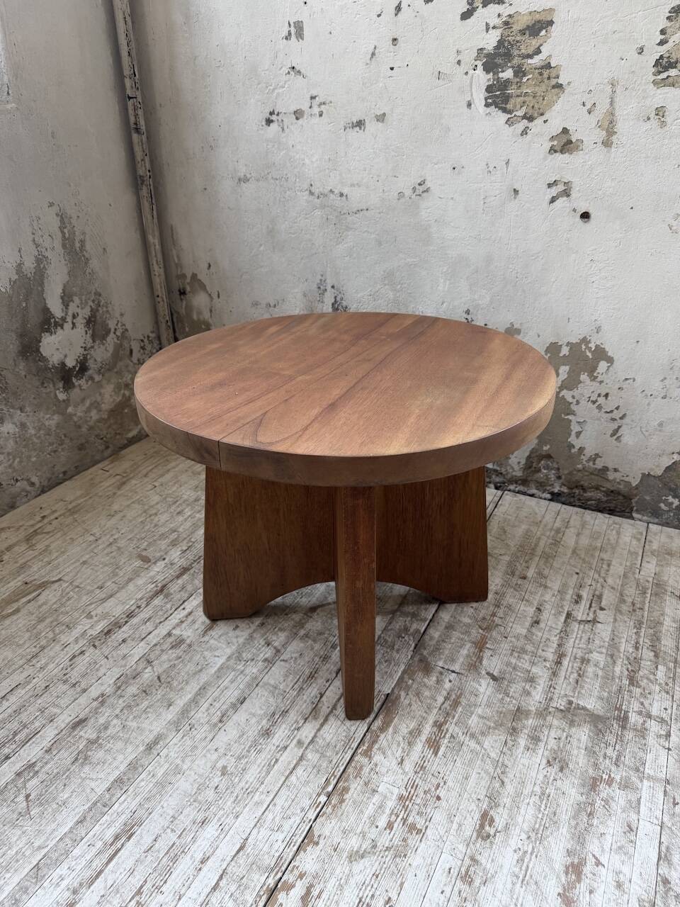 Constructivist gueridon 1950 mahogany