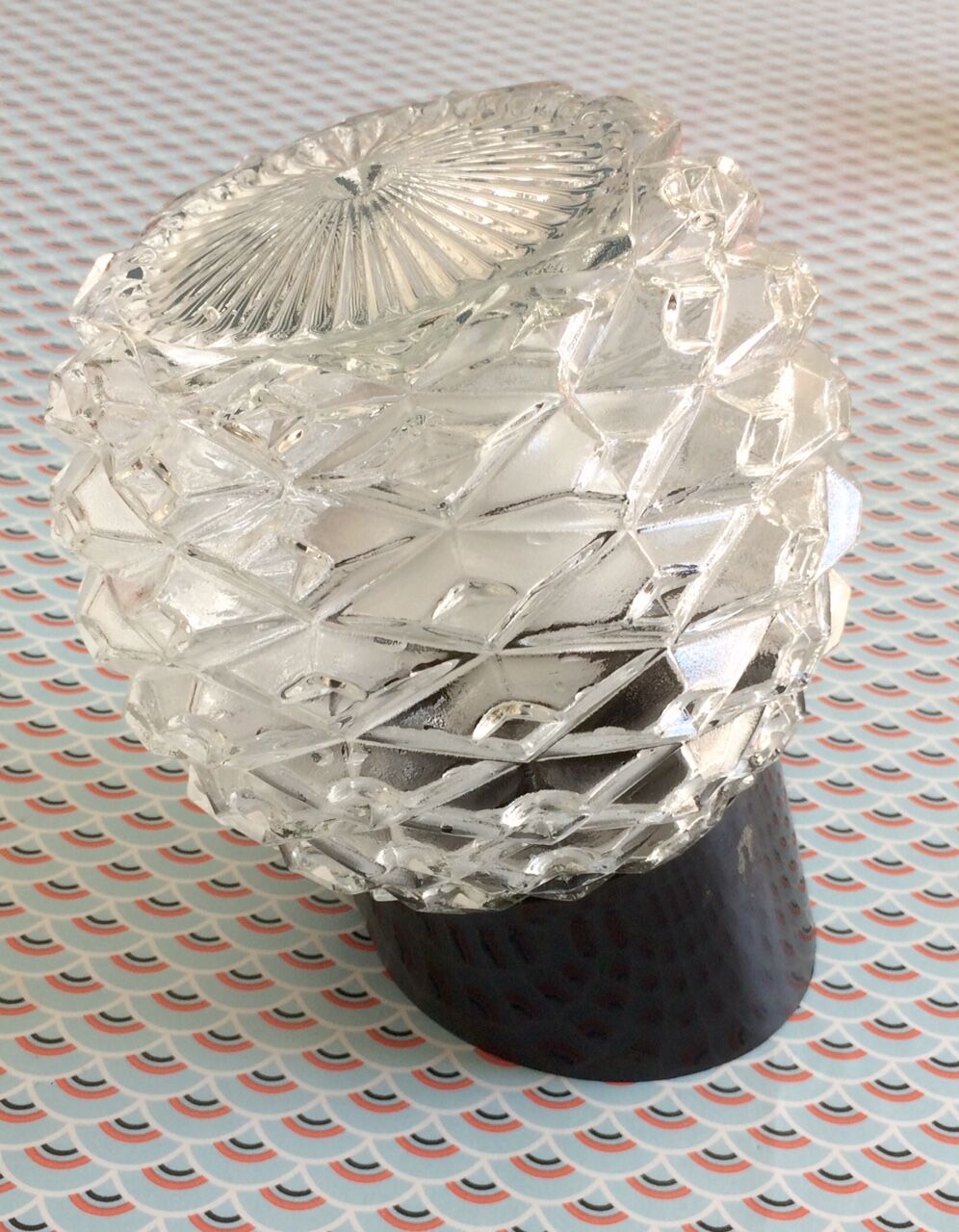 Vintage pineapple wall lamp