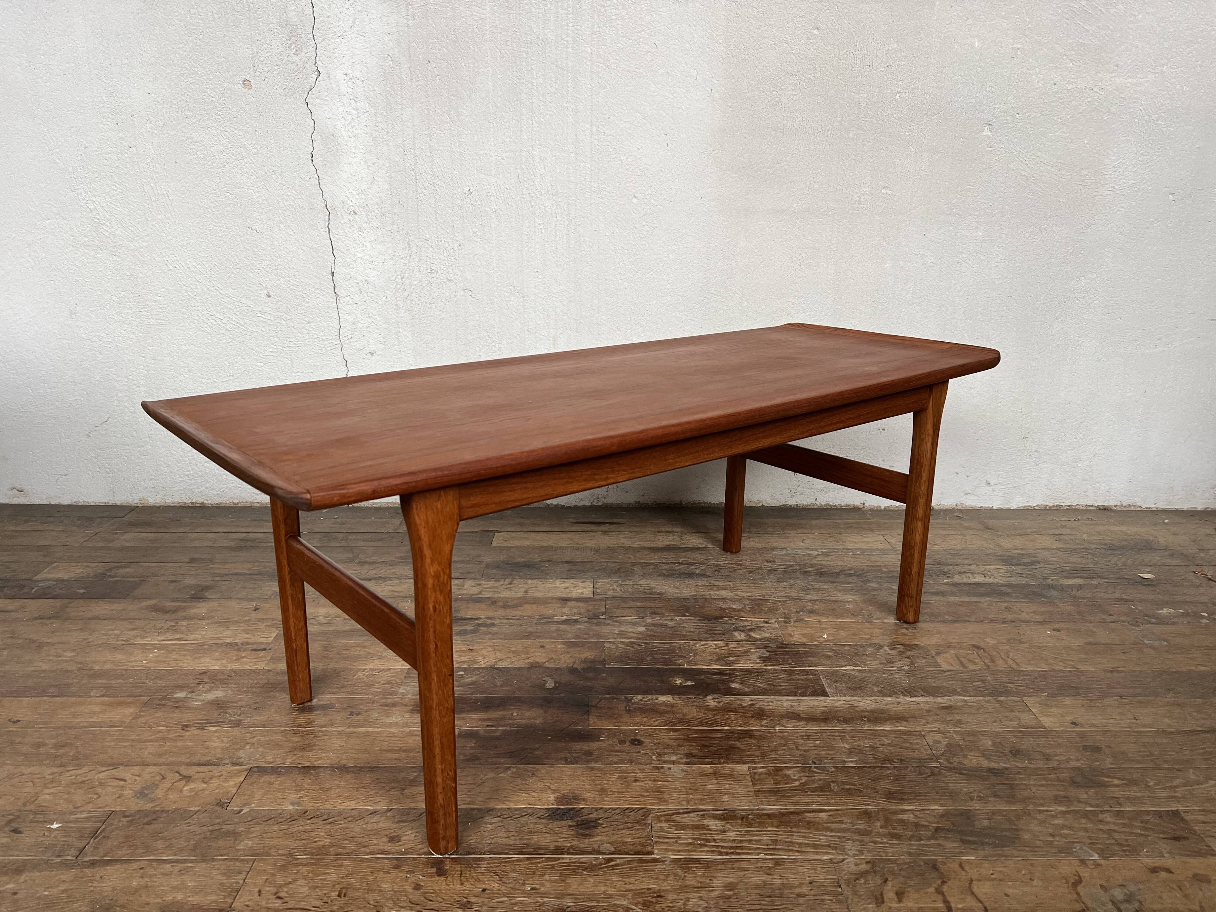 Scandinavian teak coffee table 1960 Denmark