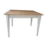 Farm table
