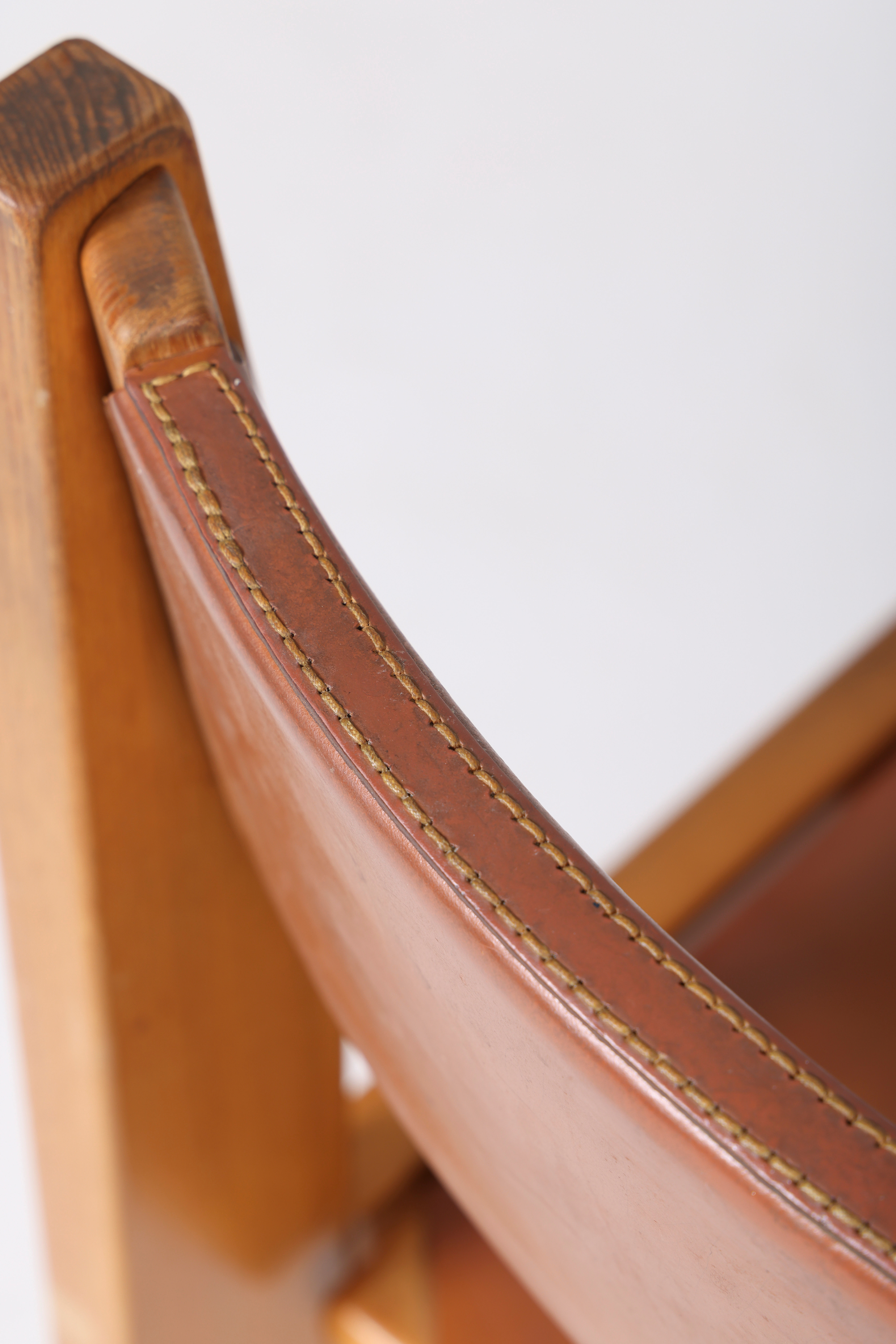 Chaises marron en cuir et bois, 1970s